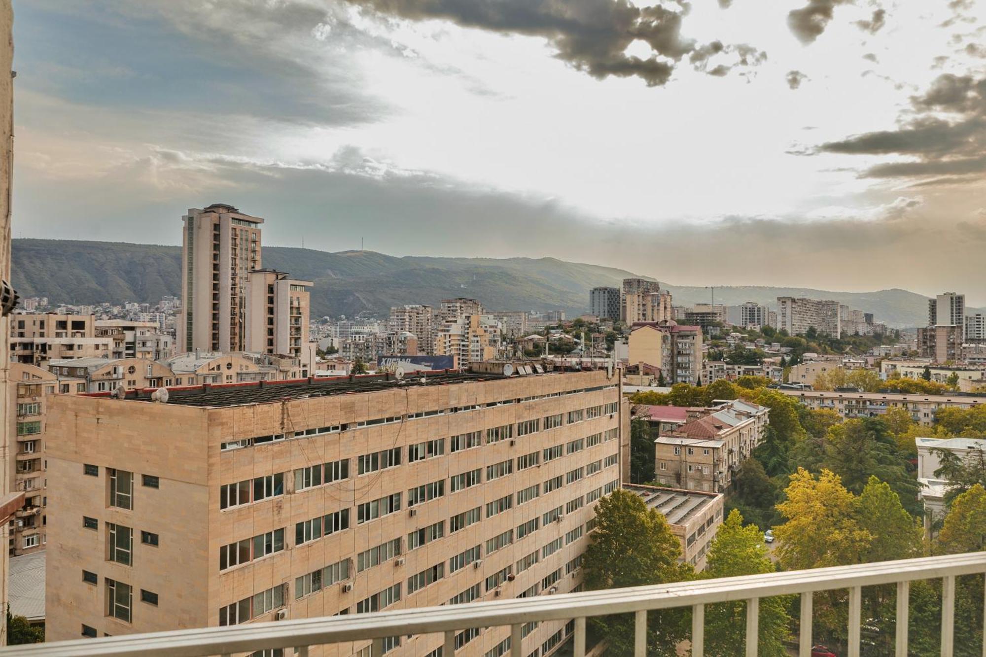 Avilion Apartments Boch 37 2 Tbilisi Esterno foto